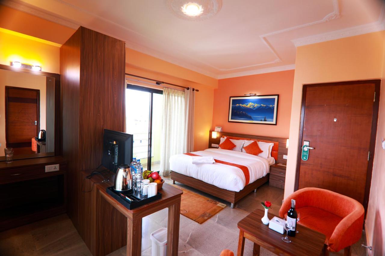 Hotel Task International Pokhara Exterior foto